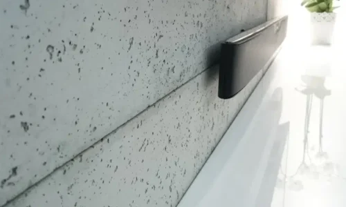 Beton architektoniczny w projektowaniu wnętrz – od ścian po meble